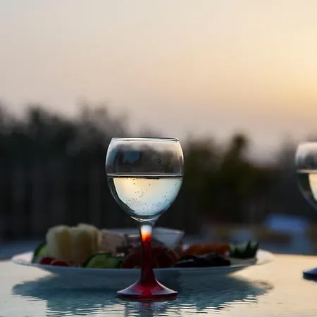 ヴィラ Filyra Faraklata